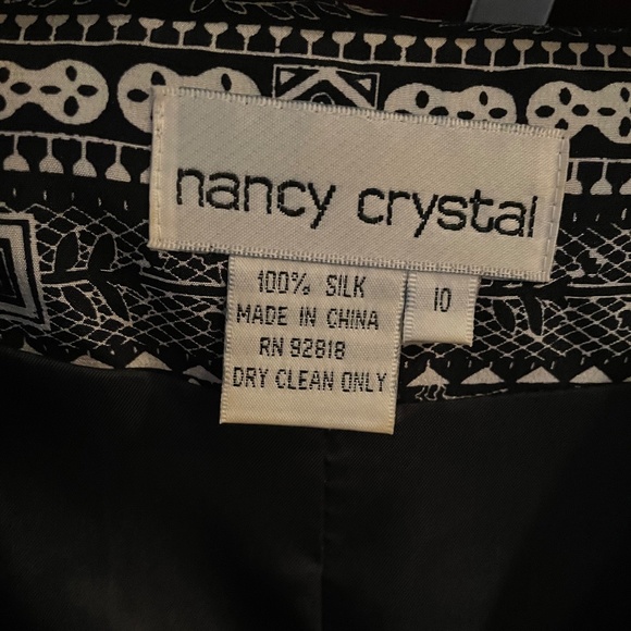 Black and white long silk vest, size 10 - Picture 3 of 3